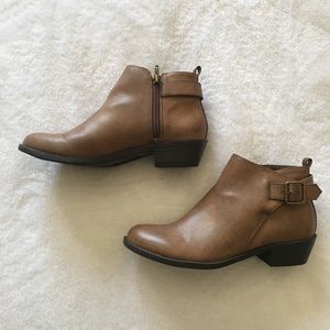 Women’s Faux Leather Zip-Ankle Booties